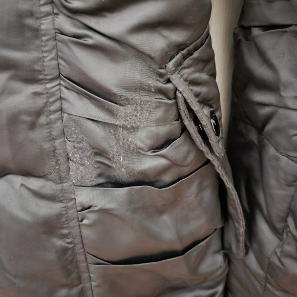 Women Guess mid length down coat size small dark grey color lightly used - Picture 2 of 6